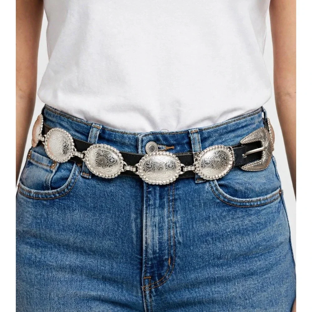 Vtg Blk Leather Silver Tone Floral Engraved Oval Conchos Cowgirl Boho Rodeo Belt